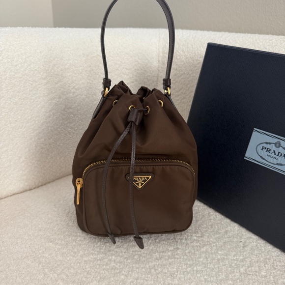 NEW WITH BOX/TAG Prada Duet Re-Nylon bucket bag - Picture 2 of 5
